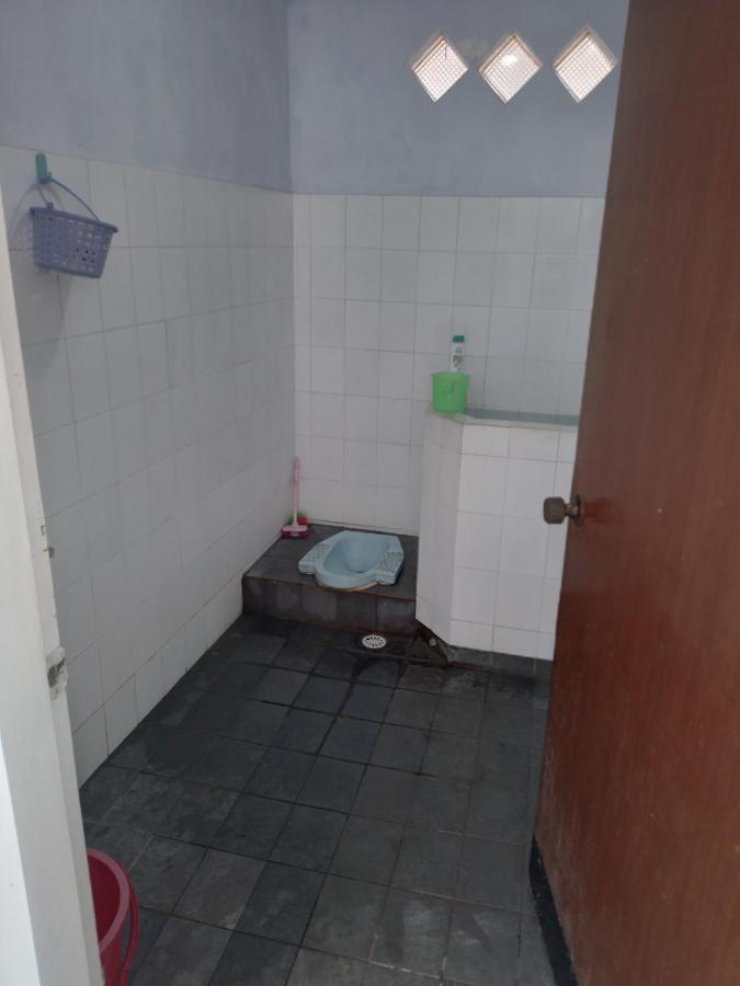Welirang 20B Homestay - Max 2 Orang Per Kamar Маланг Екстериор снимка